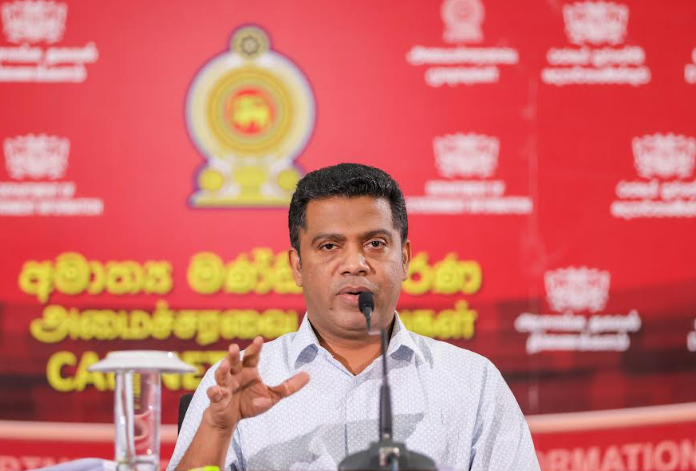 රාජ්‍ය ආයතනවල මහජනතාවගේ පැමිණිලි විමර්ශනයට අමාත්‍යංශවලට නව ඒකකයක් 